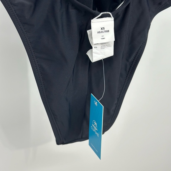 CUPSHE Women Crisscross Back Ruched One Piece Swimsuit Cut Out V Neck High - Picture 3 of 8